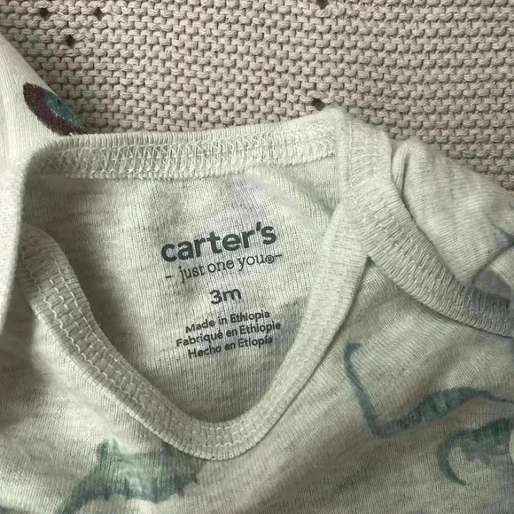 5 Piece Carter’s Dino Set - 3 Snap-up long sleeve onesies and 2 pants 🦕🦖 - Picture 2 of 2